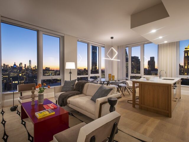 368 3rd Ave, APT 28B