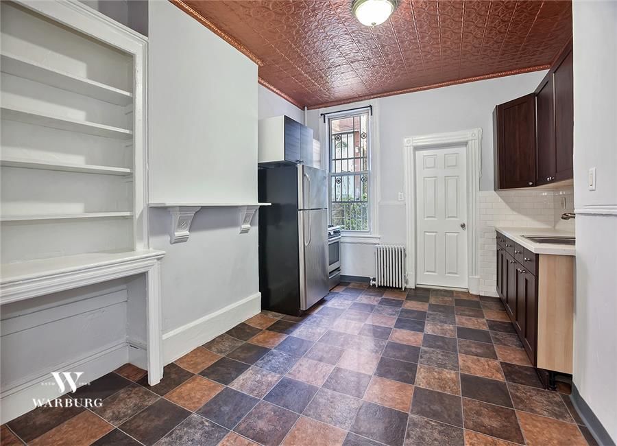 229 16th Street, Apt.4, South Slope, NY 11215 WARBURGRENTALS1694565