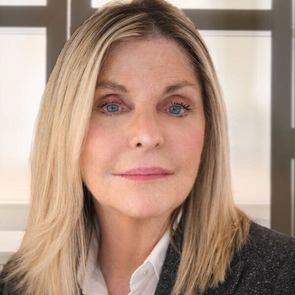 Licensed Real Estate Salesperson Bonnie Lindenbaum Coldwell Banker