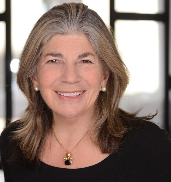 Licensed Assoc. Real Estate Broker Judith B. Thorn Coldwell Banker